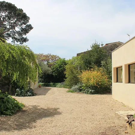 La Rose Bed & Breakfast 3*